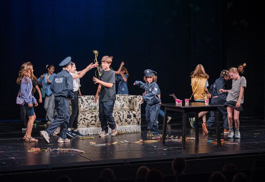 Kids Club des Tiroler Landestheaters mit «Im Fall der Fälle»